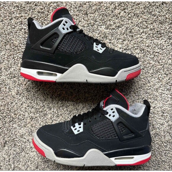 Nike Air Jordan 4 Retro Bred Size 4 Youth (Size 5.5 Women's) - Picture 1 of 7